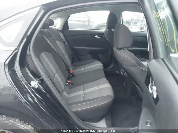 3KPF34AD2PE624913 2023 KIA FORTE - Image 8