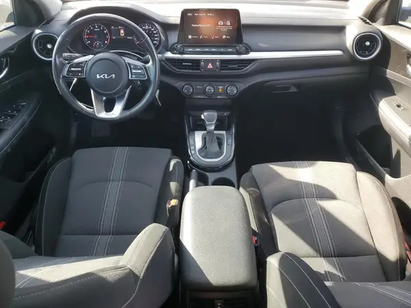 3KPF34AD2RE734203 2024 KIA FORTE - Image 8