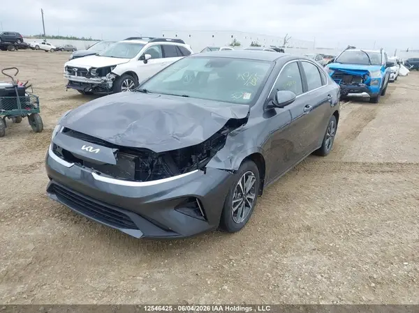 3KPF34AD2RE781926 2024 KIA FORTE - Image 2