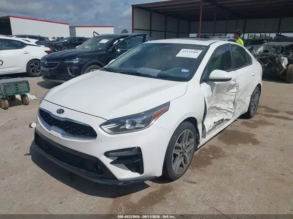 3KPF34AD3KE013569 2019 KIA FORTE - Image 2