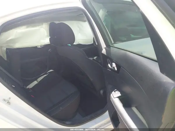3KPF34AD3KE013569 2019 KIA FORTE - Image 8
