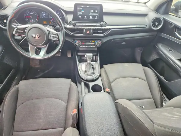 3KPF34AD3KE017444 2019 KIA FORTE - Image 8