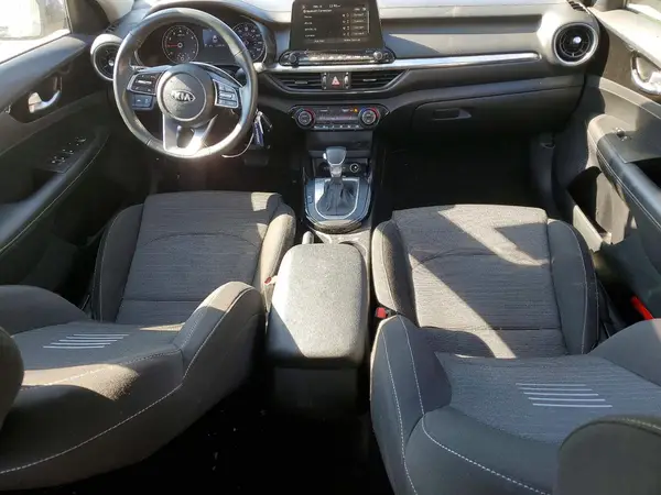 3KPF34AD3KE019064 2019 KIA FORTE - Image 8