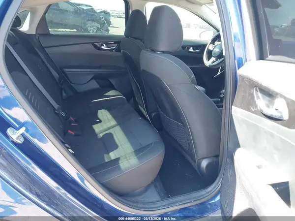 3KPF34AD3KE021865 2019 KIA FORTE - Image 8
