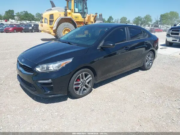3KPF34AD3KE021994 2019 KIA FORTE - Image 2