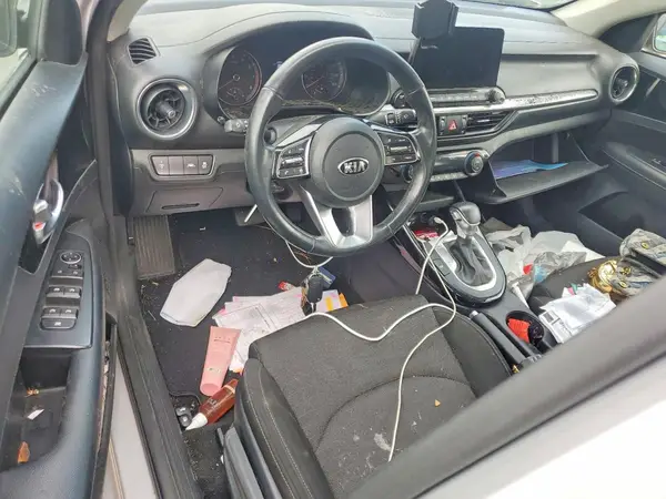 3KPF34AD3KE024183 2019 KIA FORTE - Image 8