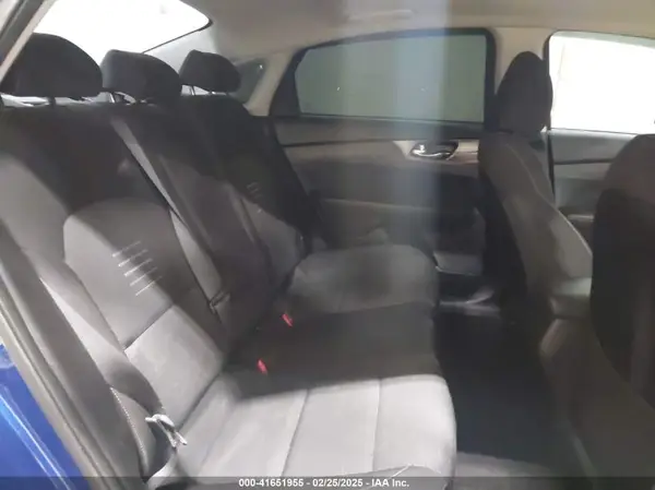 3KPF34AD3KE035488 2019 KIA FORTE - Image 8
