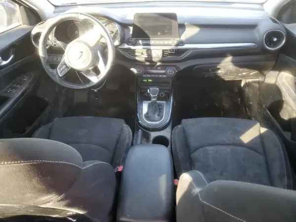 3KPF34AD3KE035524 2019 KIA FORTE - Image 8