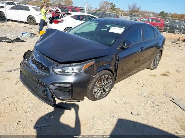3KPF34AD3KE072539 2019 KIA FORTE - Image 2