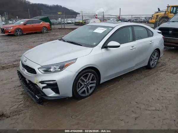 3KPF34AD3KE087655 2019 KIA FORTE - Image 2