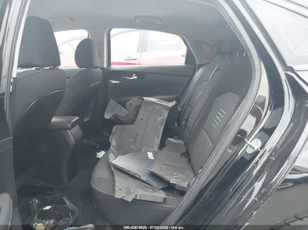 3KPF34AD3KE088501 2019 KIA FORTE - Image 8