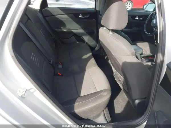 3KPF34AD3KE094198 2019 KIA FORTE - Image 8