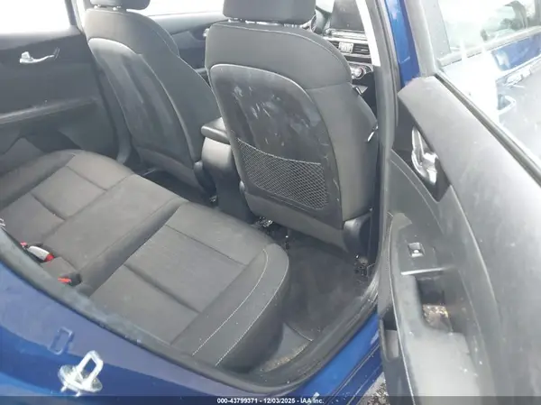 3KPF34AD3KE119939 2019 KIA FORTE - Image 8