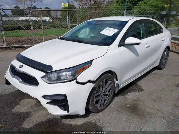 3KPF34AD3KE124249 2019 KIA FORTE - Image 2