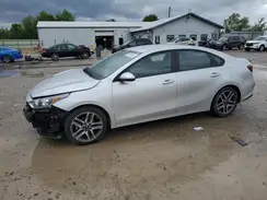 3KPF34AD3KE131976 2019 KIA FORTE