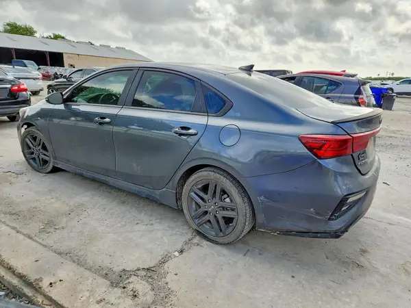 3KPF34AD3LE136533 2020 KIA FORTE - Image 2