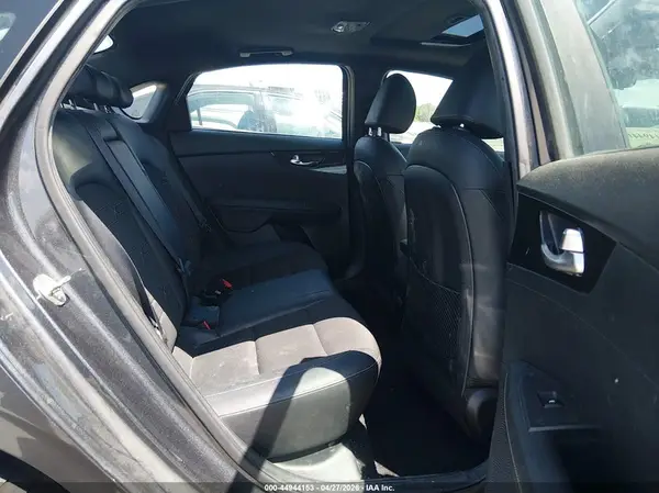 3KPF34AD3LE169113 2020 KIA FORTE - Image 8