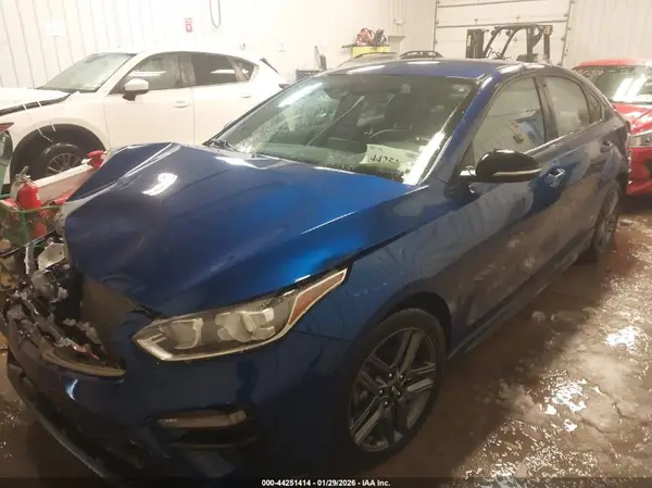3KPF34AD3LE238009 2020 KIA FORTE - Image 2