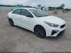 3KPF34AD3ME268323 2021 KIA FORTE