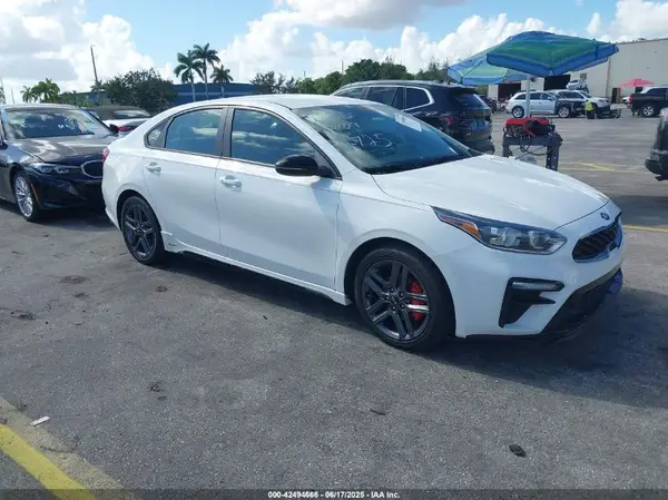 3KPF34AD3ME312725 2021 KIA FORTE - Image 1