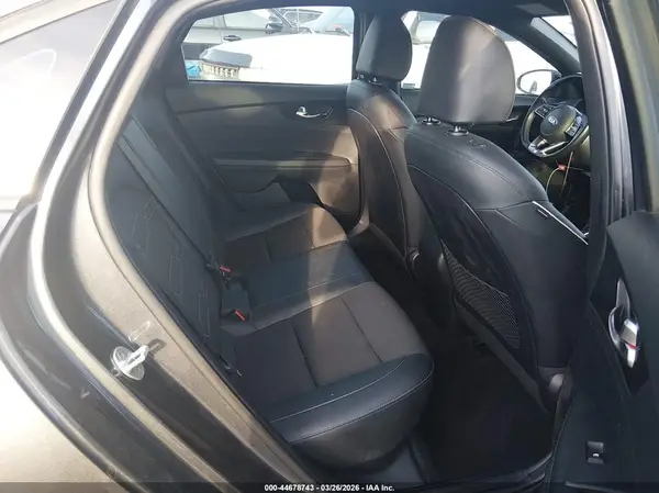 3KPF34AD3ME354926 2021 KIA FORTE - Image 8