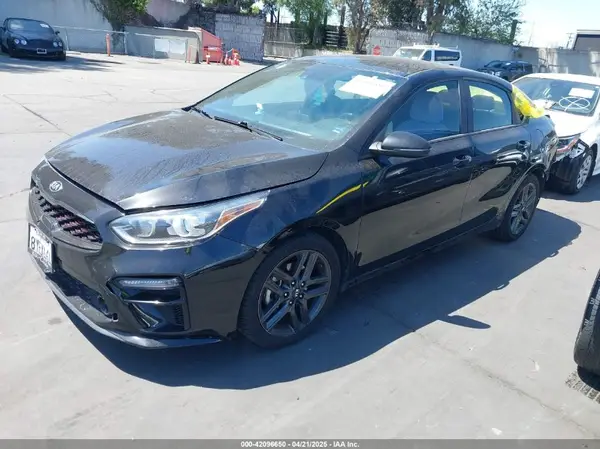 3KPF34AD3ME360404 2021 KIA FORTE - Image 2