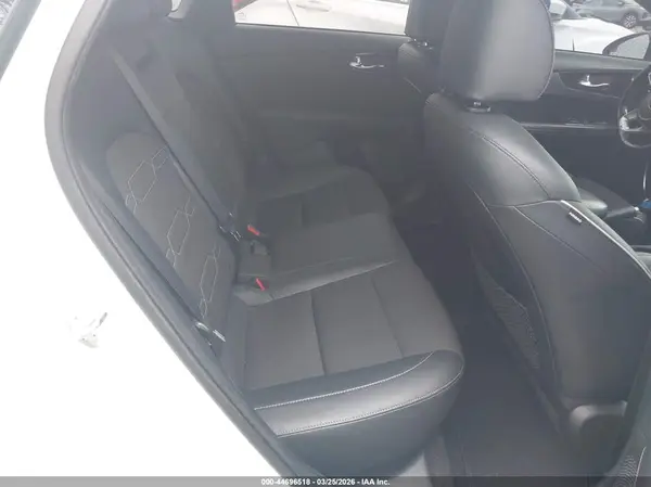 3KPF34AD3ME368132 2021 KIA FORTE - Image 8