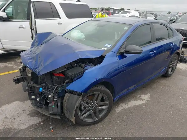 3KPF34AD3ME403218 2021 KIA FORTE - Image 2