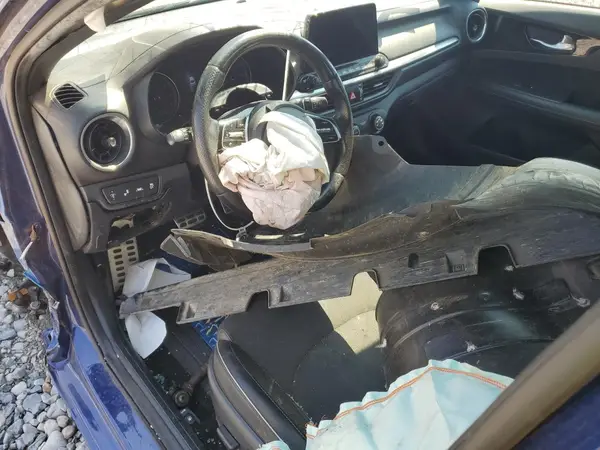 3KPF34AD3ME412484 2021 KIA FORTE - Image 8