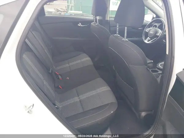 3KPF34AD3NE441162 2022 KIA FORTE - Image 8