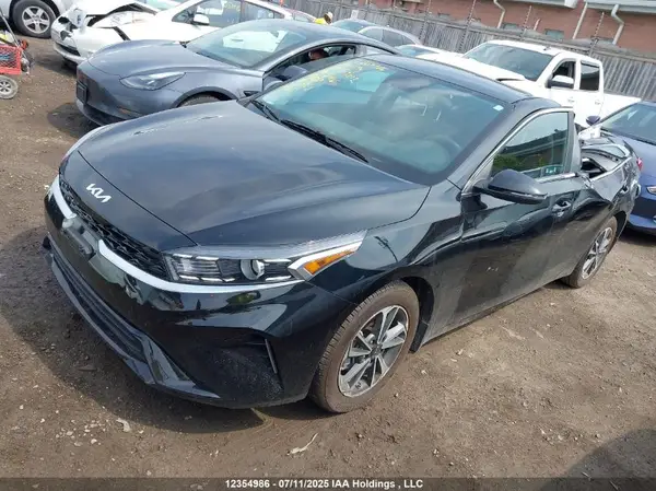 3KPF34AD3PE613872 2023 KIA FORTE - Image 2