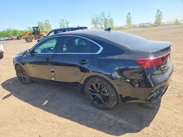 3KPF34AD3PE671142 2023 KIA FORTE - Image 2