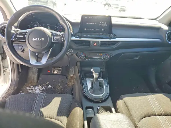 3KPF34AD3PE672713 2023 KIA FORTE - Image 8