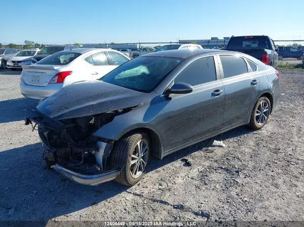 3KPF34AD3PE692444 2023 KIA FORTE - Image 2