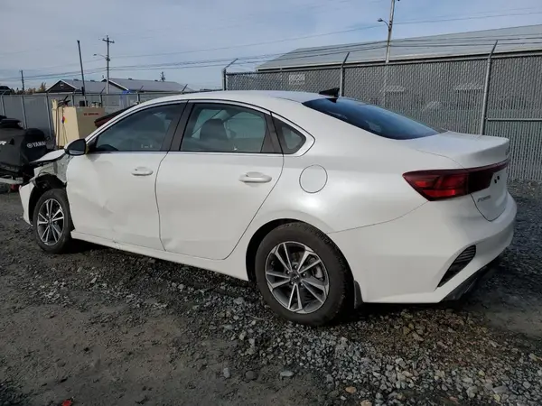 3KPF34AD3RE785208 2024 KIA FORTE - Image 2