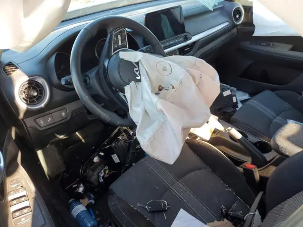 3KPF34AD3RE839395 2024 KIA FORTE - Image 8