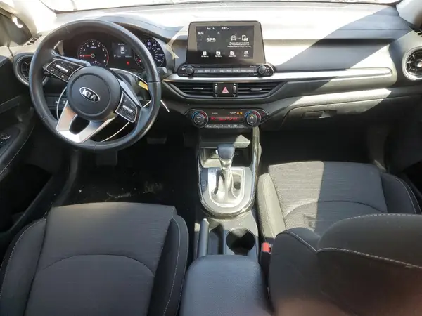 3KPF34AD4KE011961 2019 KIA FORTE - Image 8