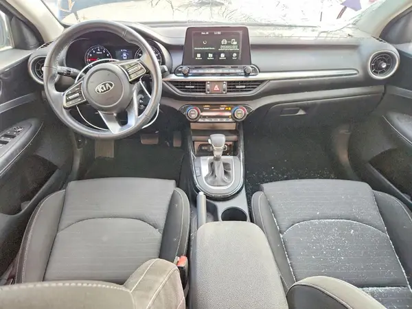 3KPF34AD4KE015217 2019 KIA FORTE - Image 8