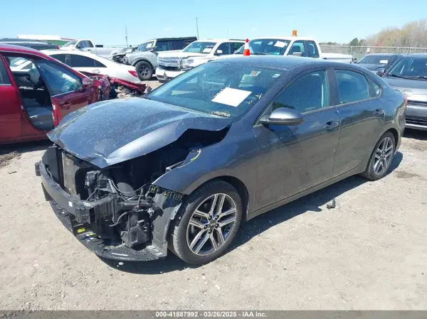 3KPF34AD4KE016075 2019 KIA FORTE - Image 2