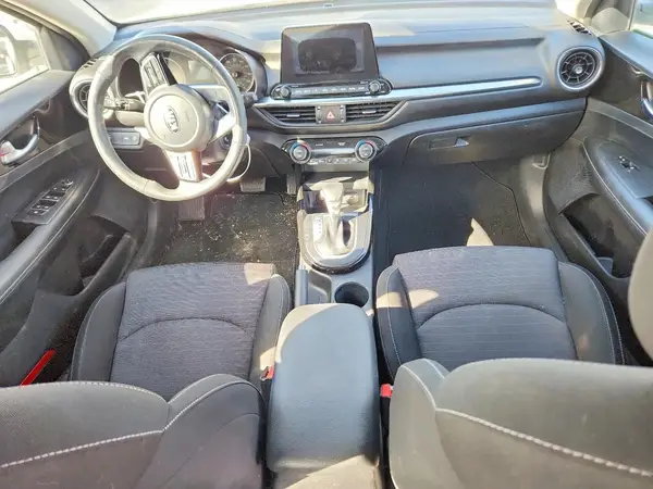 3KPF34AD4KE017145 2019 KIA FORTE - Image 8