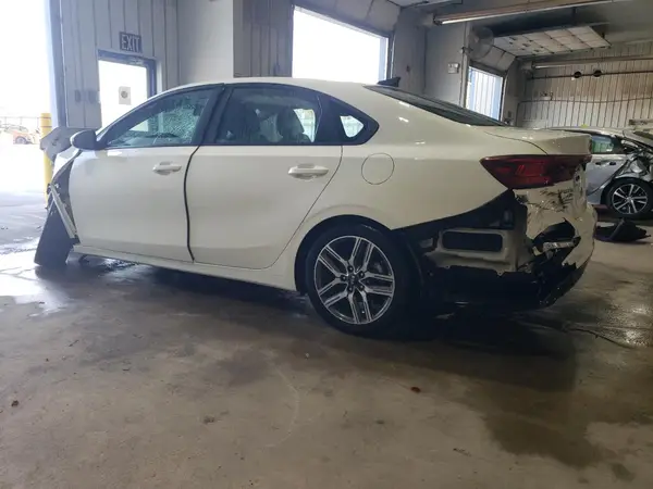 3KPF34AD4KE017520 2019 KIA FORTE - Image 2