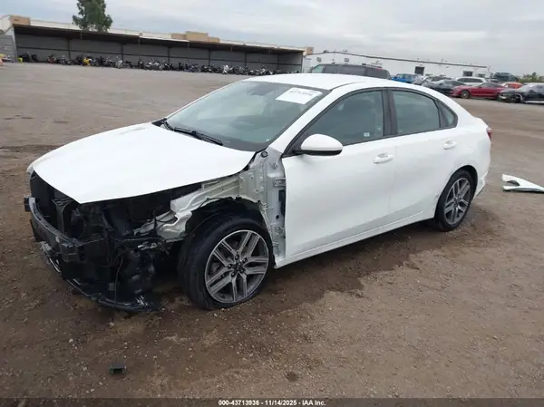 3KPF34AD4KE026489 2019 KIA FORTE - Image 2