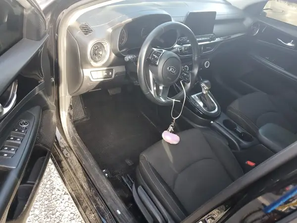3KPF34AD4KE028310 2019 KIA FORTE - Image 8