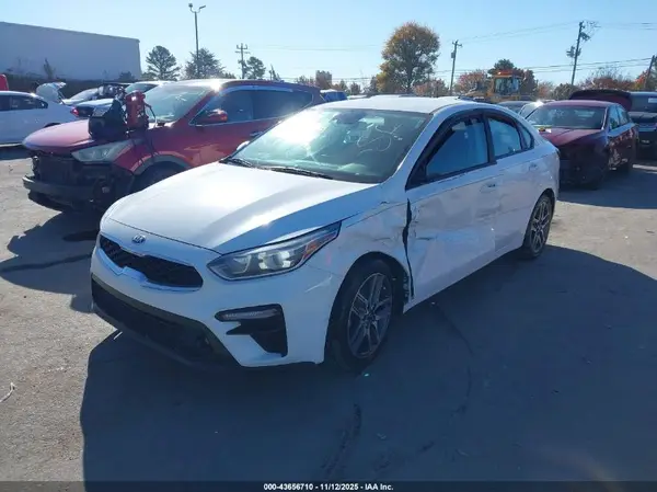 3KPF34AD4KE028498 2019 KIA FORTE - Image 2