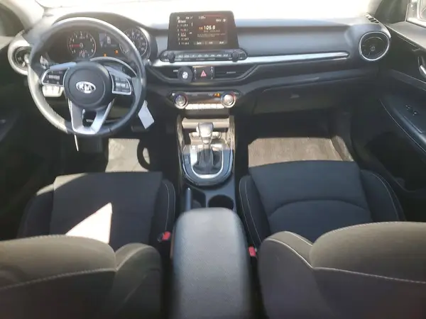 3KPF34AD4KE037413 2019 KIA FORTE - Image 8