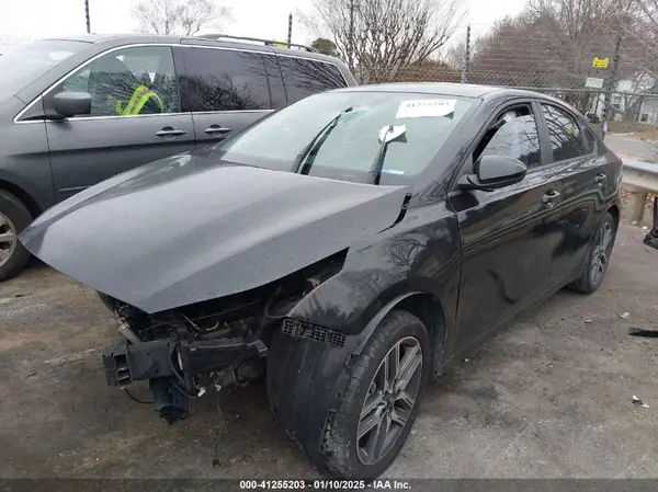 3KPF34AD4KE043261 2019 KIA FORTE - Image 2