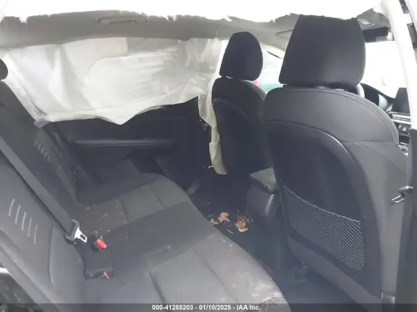 3KPF34AD4KE043261 2019 KIA FORTE - Image 8