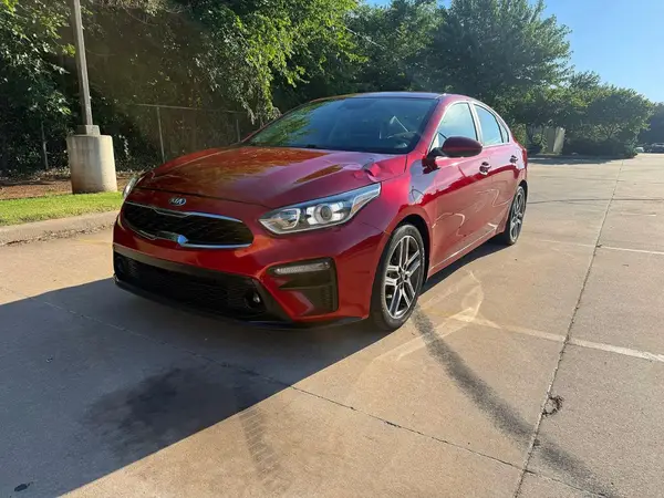 3KPF34AD4KE056916 2019 KIA FORTE - Image 2