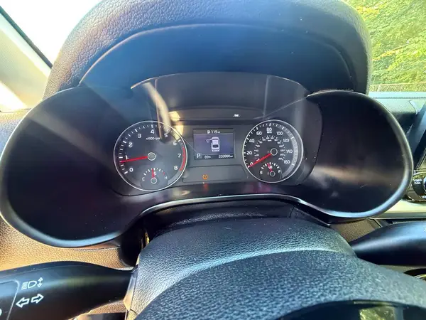 3KPF34AD4KE056916 2019 KIA FORTE - Image 8