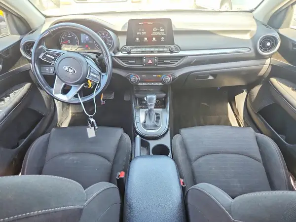 3KPF34AD4KE066510 2019 KIA FORTE - Image 8